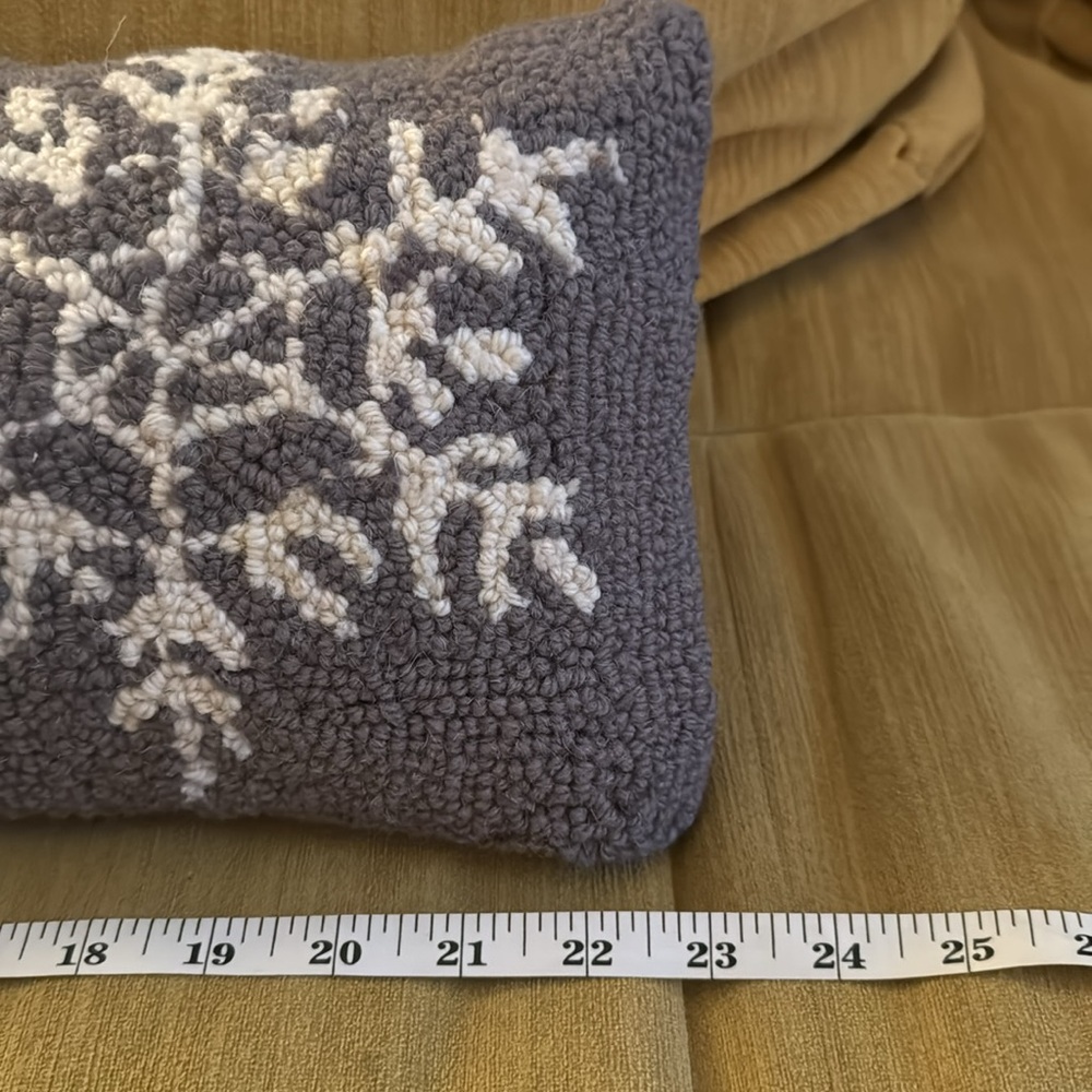 Snowflake Pillow - Picture 8 of 8